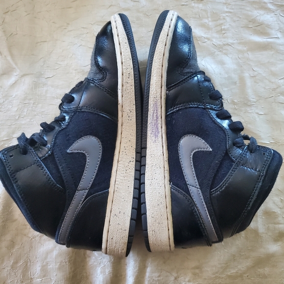 Air Jordan 1 Mid Prem BG youth sneakers - Picture 4 of 9